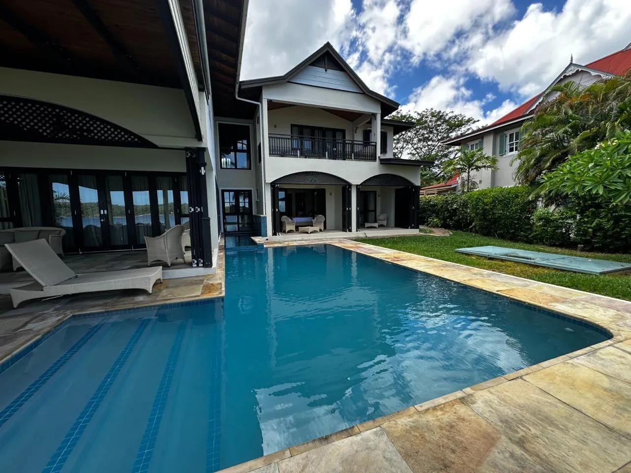 BoomBastic Chapters Seychelles - 5-Bedroom Villa