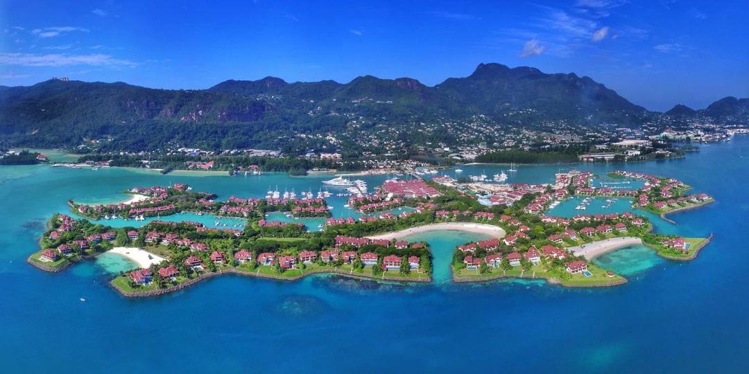 BoomBastic Chapters Seychelles - GUIDE
