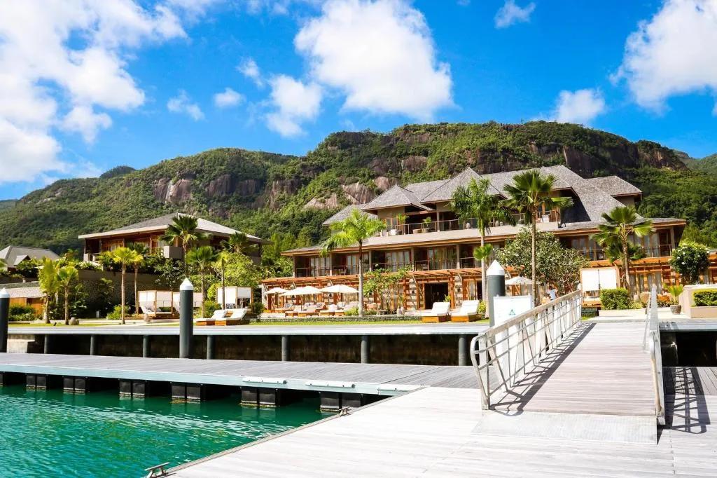 BoomBastic Chapters Seychelles - Club Room with Mountain View