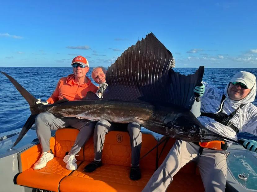 BoomBastic Chapters Seychelles - FISHING