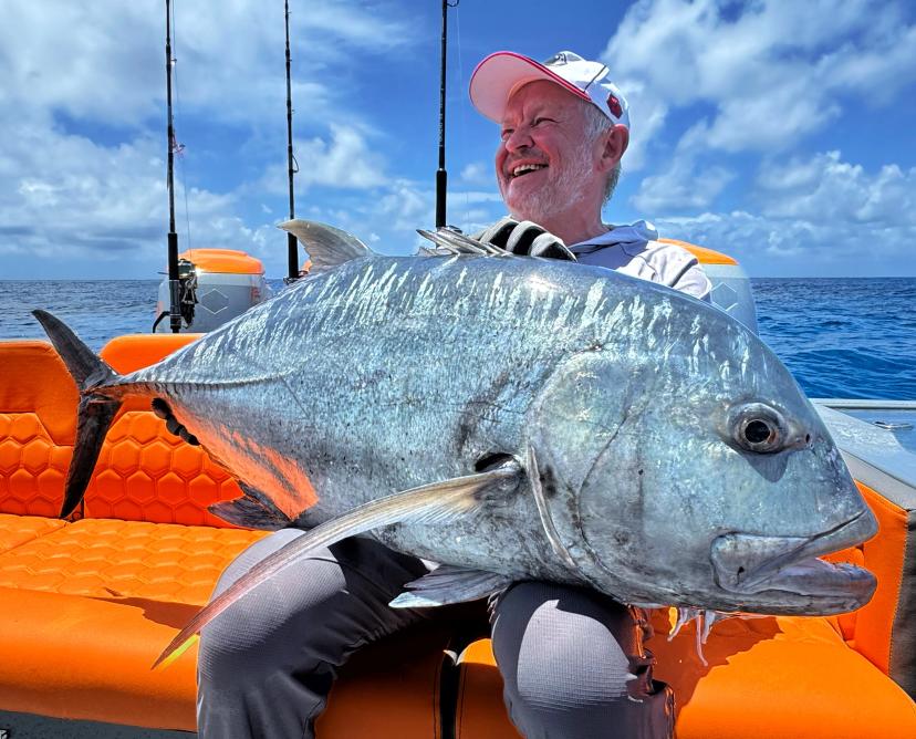 BoomBastic Chapters Seychelles - Aventures de Pêche au-Delà de l'Horizon