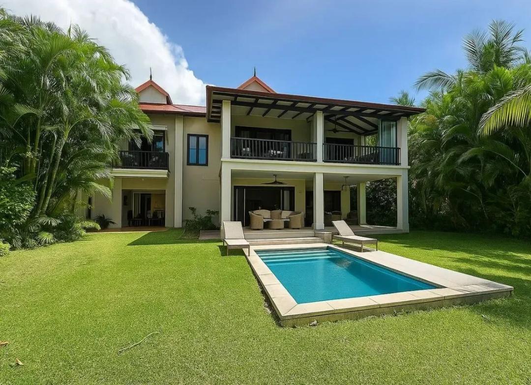 BoomBastic Chapters Seychelles - VILLAS ON THE EDEN ISLAND