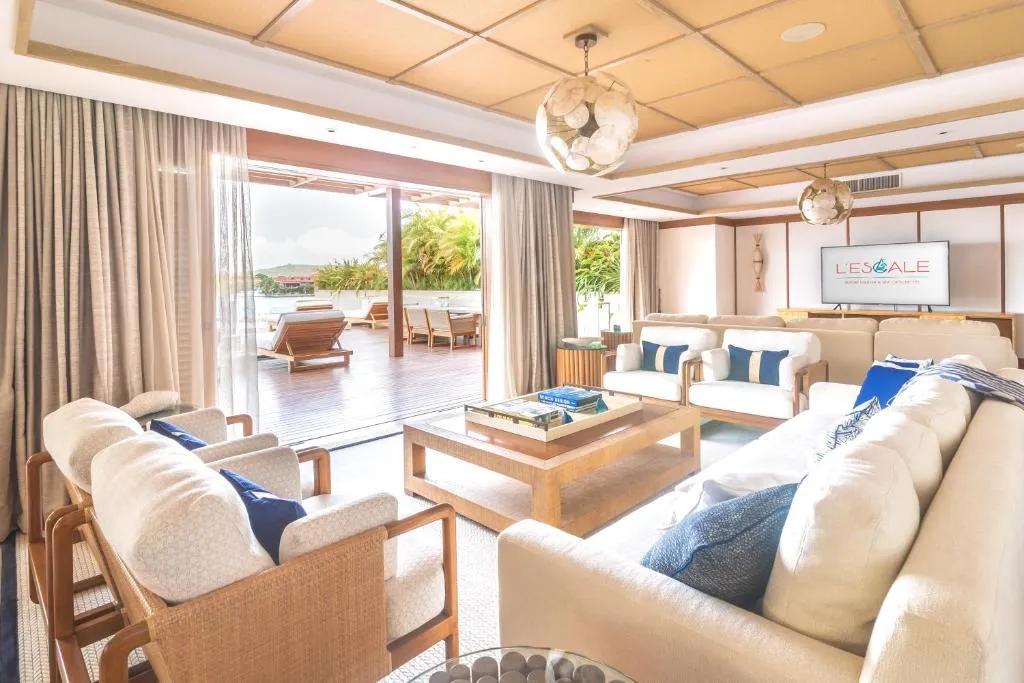 BoomBastic Chapters Seychelles - Club Room with Mountain View