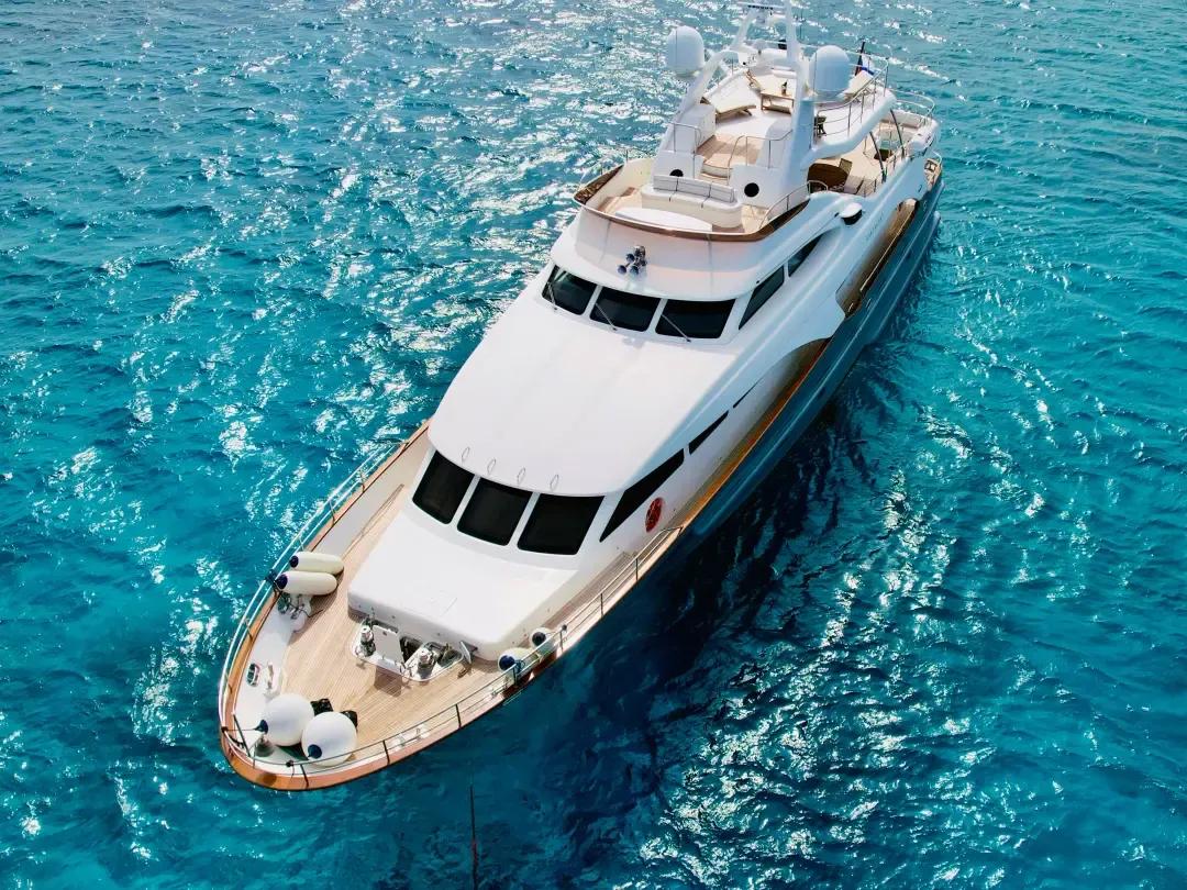 BoomBastic Chapters Seychelles - Круизы на яхте Benetti Galaktika Sky