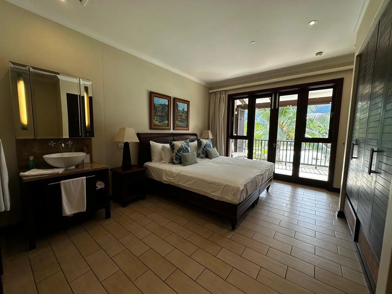 BoomBastic Chapters Seychelles - 3-Bedroom Villa