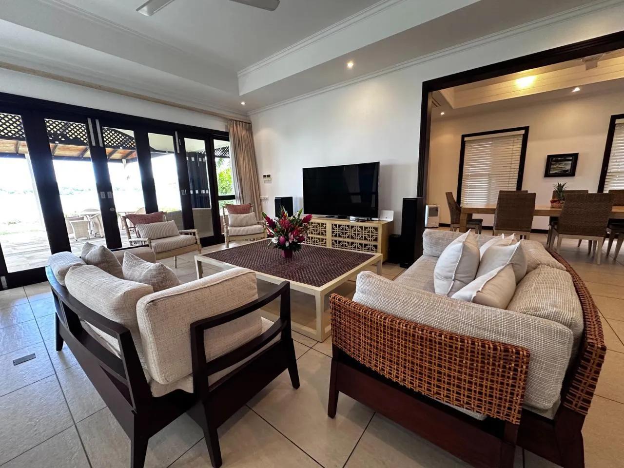 BoomBastic Chapters Seychelles - 5-Bedroom Villa
