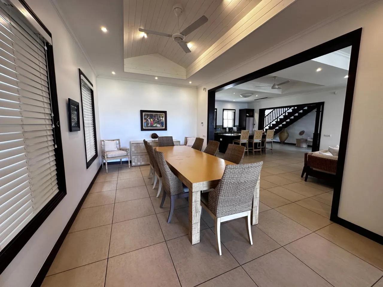 BoomBastic Chapters Seychelles - 5-Bedroom Villa