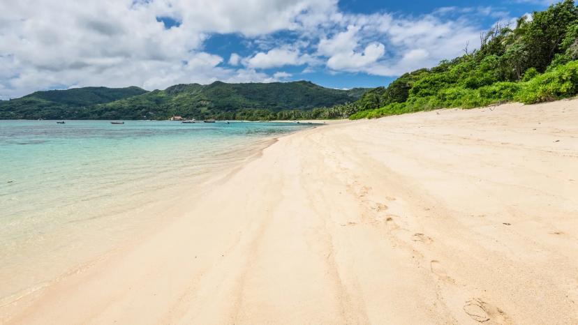 BoomBastic Chapters Seychelles - CRUISES