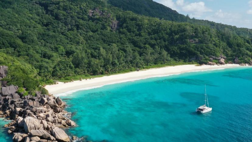 BoomBastic Chapters Seychelles - دليل