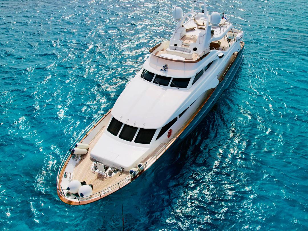 BoomBastic Chapters Seychelles - Yacht Binetti 100