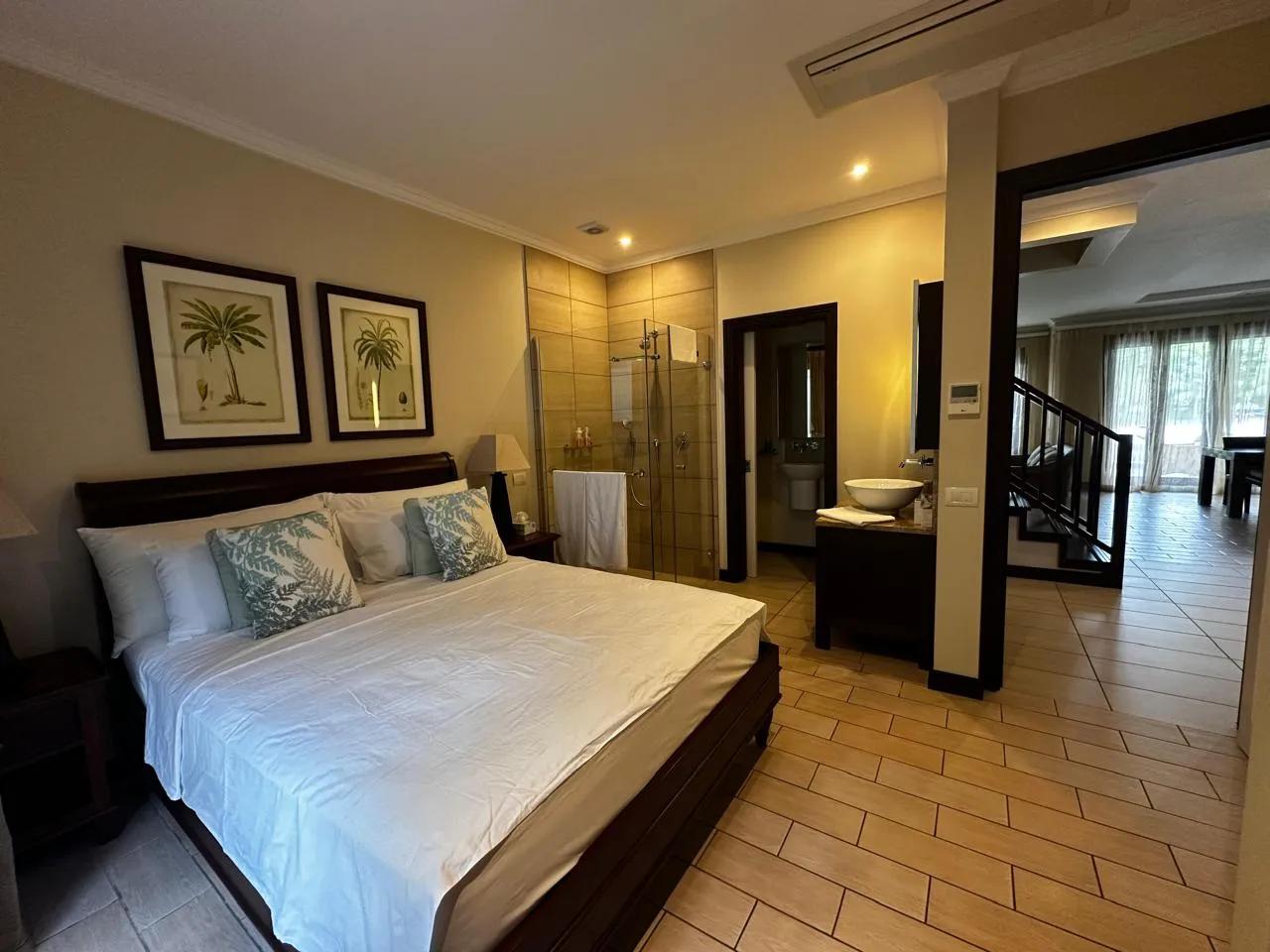 BoomBastic Chapters Seychelles - 3-Bedroom Villa