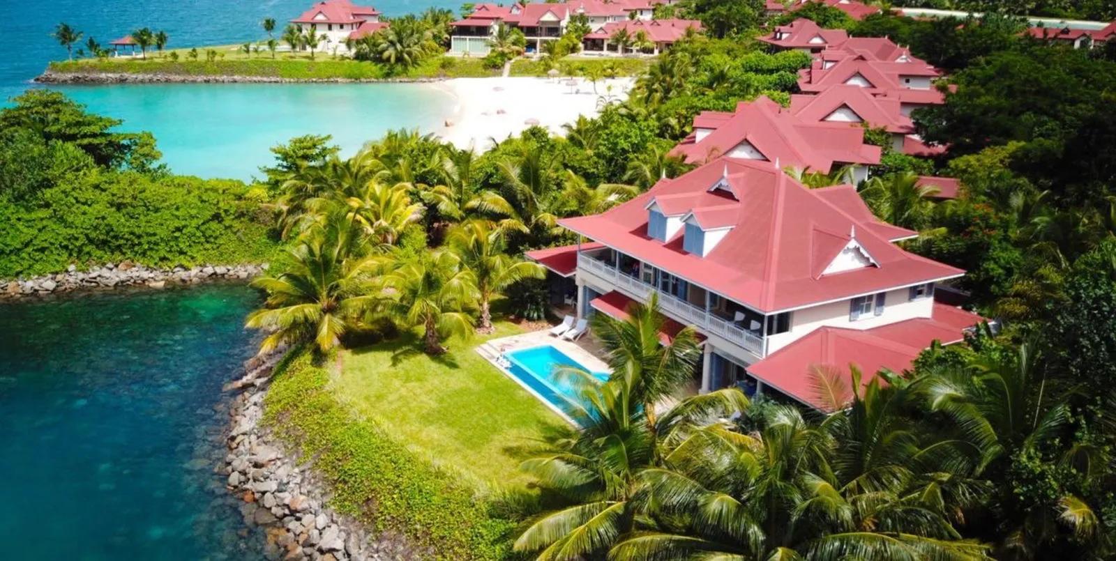 BoomBastic Chapters Seychelles - 5 Bedroom Villa