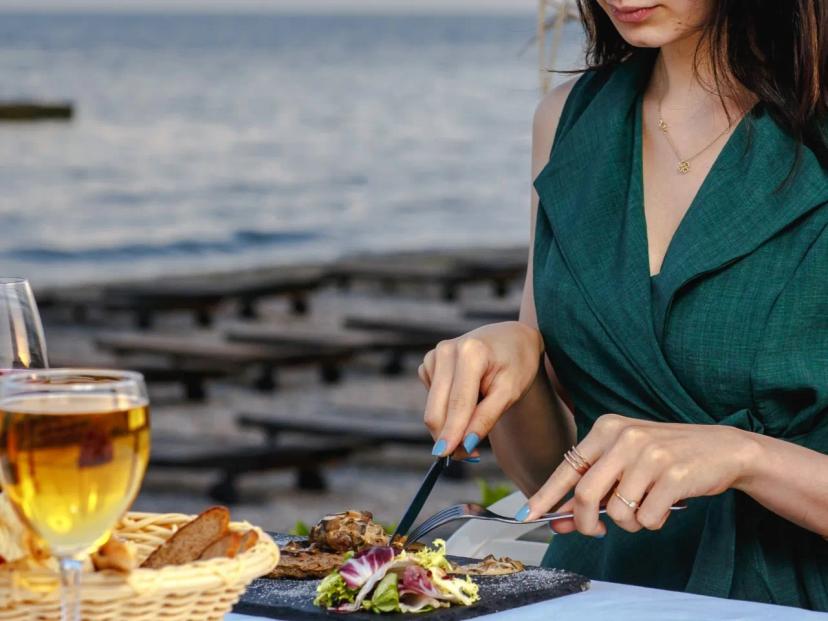 BoomBastic Chapters Seychelles - Best cafes and restaurants in Seychelles